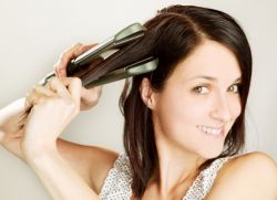 Как правильно выпрямлять волосы утюжком