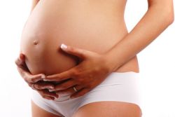 как предотвратить растяжки при беременности