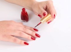 How to remove gel polish at home