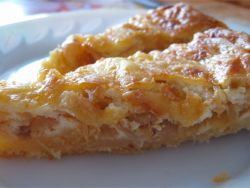луковый пирог - рецепт с плавленым сыром