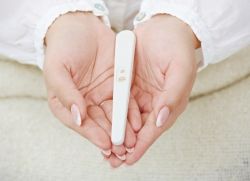 тест на беременность при месячных
