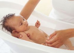 ванна с чередой для новорожденного