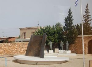 Памятник, посвященный погибшим юношам