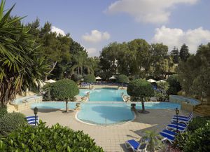 Corinthia Palace Hotel &Spa бассейн