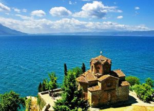 Охридское озеро и Храм Иоанна Богослова