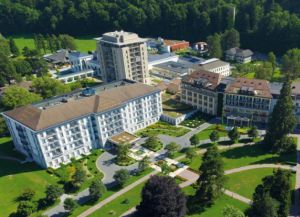 Grand Hotel Quellenhof & Spa Suites в Белльвю