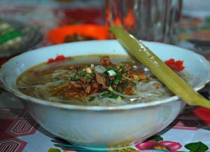 Бирманский суп мохинга