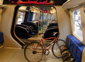 Транспорт Дании парковка велосипедов в поезде