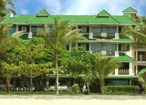Perl Laguna Resort
