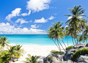 Пляж Аккра - одна из достопримечательностей Барбадоса