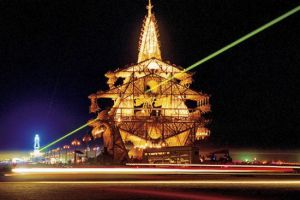 Символический храм, возведенный на фестивале Burning Man