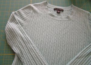 как украсить свитер своими руками1