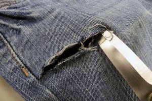Как украсить джинсы2