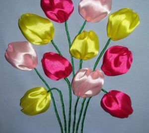 Вышивка лентами - тюльпаны11