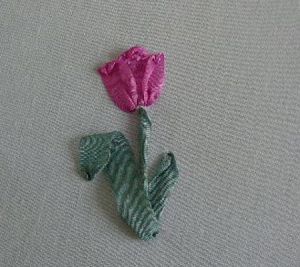 Вышивка лентами - тюльпаны19