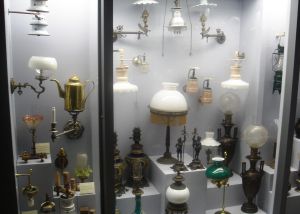 Коллекция бра и настольных ламп  XIX века