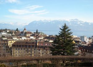 Вид на Женевское озеро и горы