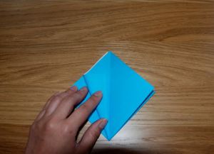 Как сделать лилию из бумаги  4