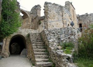 Замок Кантара внутри