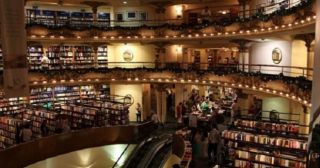 17 книжных магазинов, которые изменят вашу жизнь