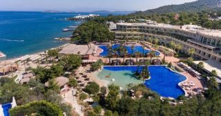 10 лучших пляжных отелей в Турции в 2022 году