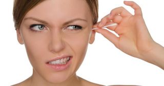 Гадание на ушной сере, или как следить за своим здоровьем по ушным палочкам