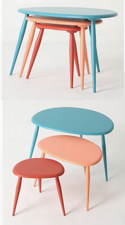 Разноцветные столы