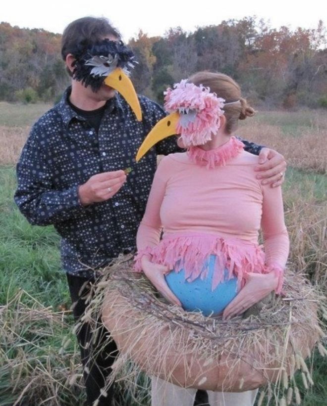 Родители в костюмах птиц