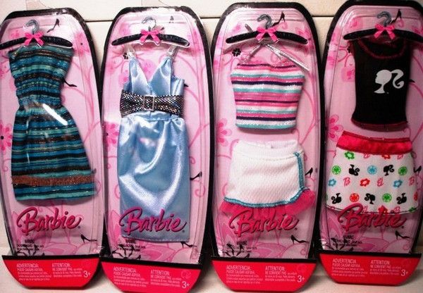Наборы одежды для Барби