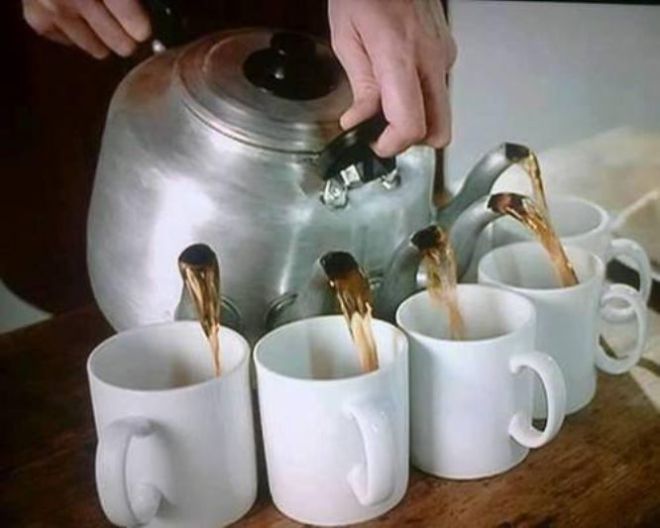 Чайник с пятью носиками