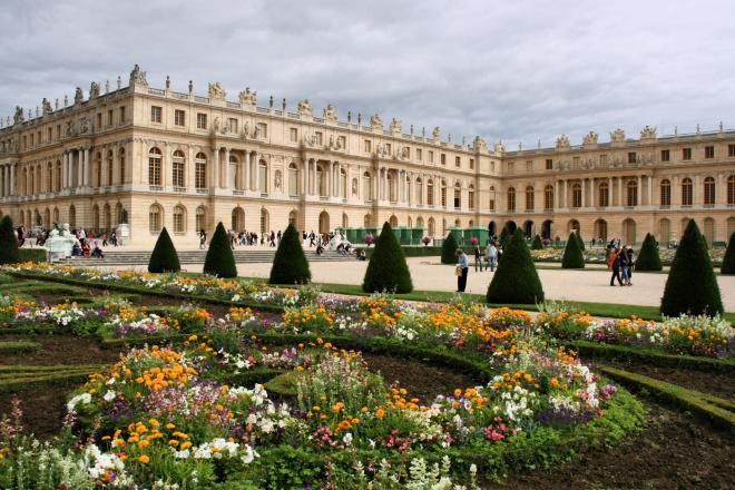 Королевский Версальский дворец