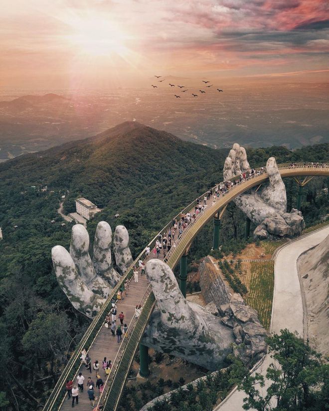 Золотой Вьетнамский мост