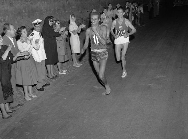 1960 бег босиком