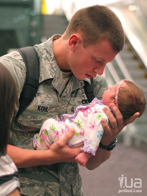 Солдат и ребенок