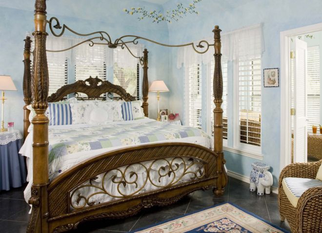 Голубая спальня - Бирюзовые стены