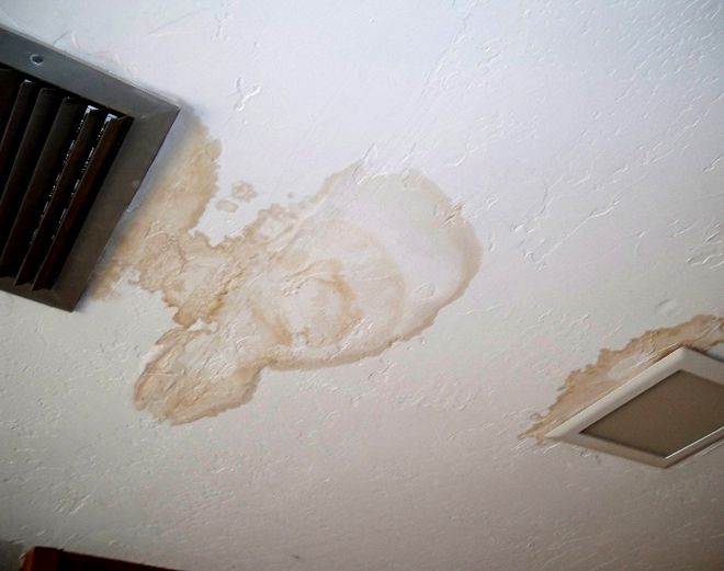обновление побелки на потолке