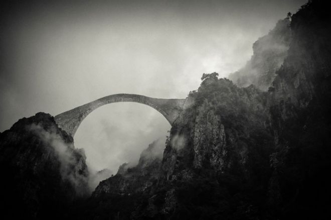 мост в горах пиндос
