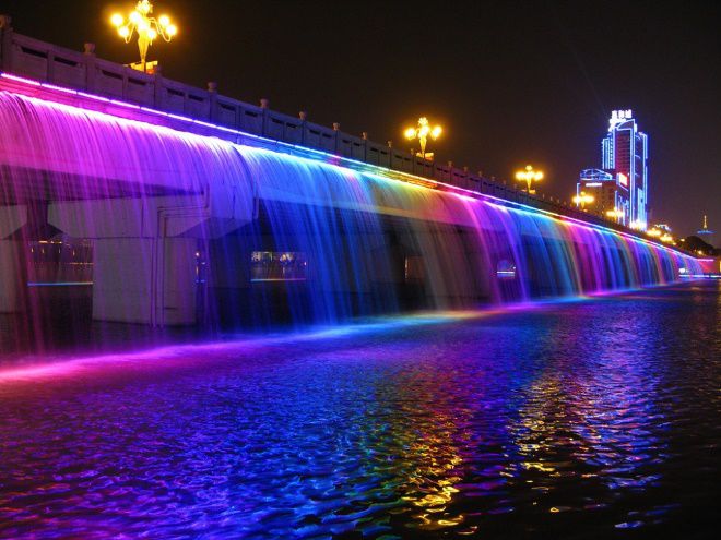 радужный мост фонтан