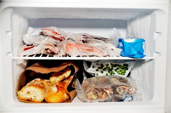 Остатки пищи в холодильнике