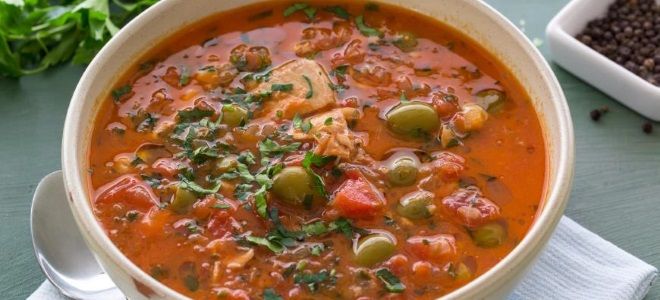 томатный суп с горбушей