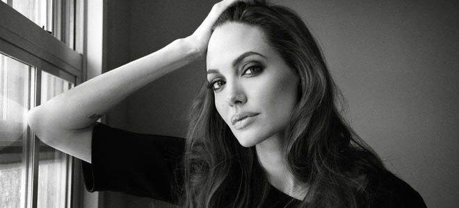 Анджелина Джоли утешилась в объятиях старого друга
