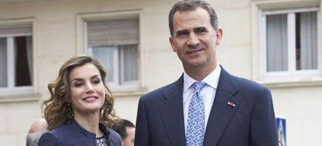Королева Испании вновь доказала любовь к демократичным брендам