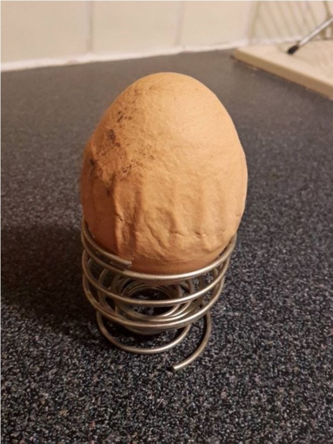 Мятое яйцо