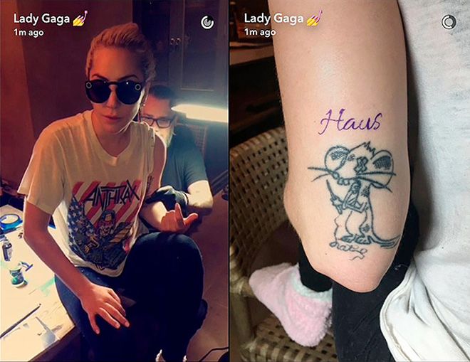 Художник набивает Леди Гаге ее 20-ю татуировку – надпись Haus