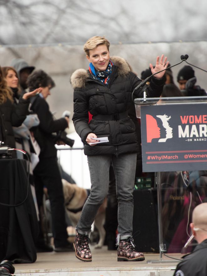 Актриса во время "Женского марша" 21 января