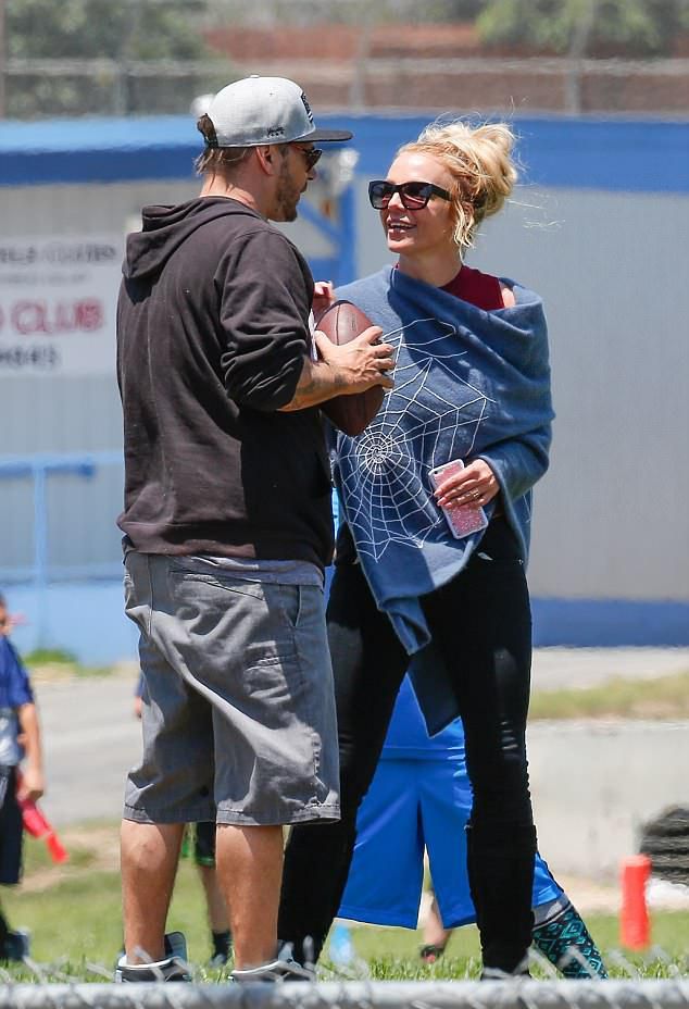 Кевин Федерлайн и Бритни Спирс (на фото в 2016 году) 