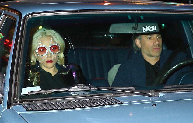 Леди Гага и ее жених Кристиан Карино