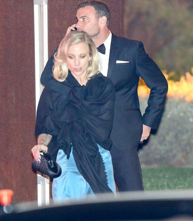 Лив Шрайбер и Кейт Драйвер покидают афтерпати "Оскара"