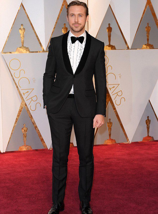 Райан Гослинг сам позировал на красной дорожке «Оскара»