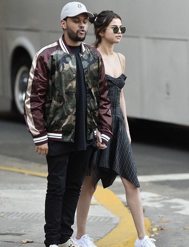 Селена Гомес и The Weeknd на прогулке по Буэнос-Айресу